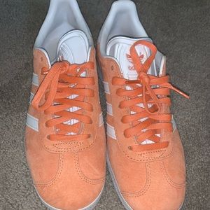 Adidas Gazelle size 7